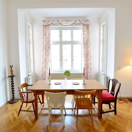 Classy Apartment, 10 Min To The Centre Wien Eksteriør billede