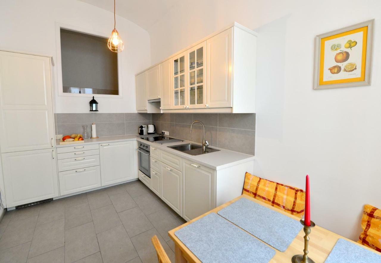 Classy Apartment, 10 Min To The Centre Wien Eksteriør billede